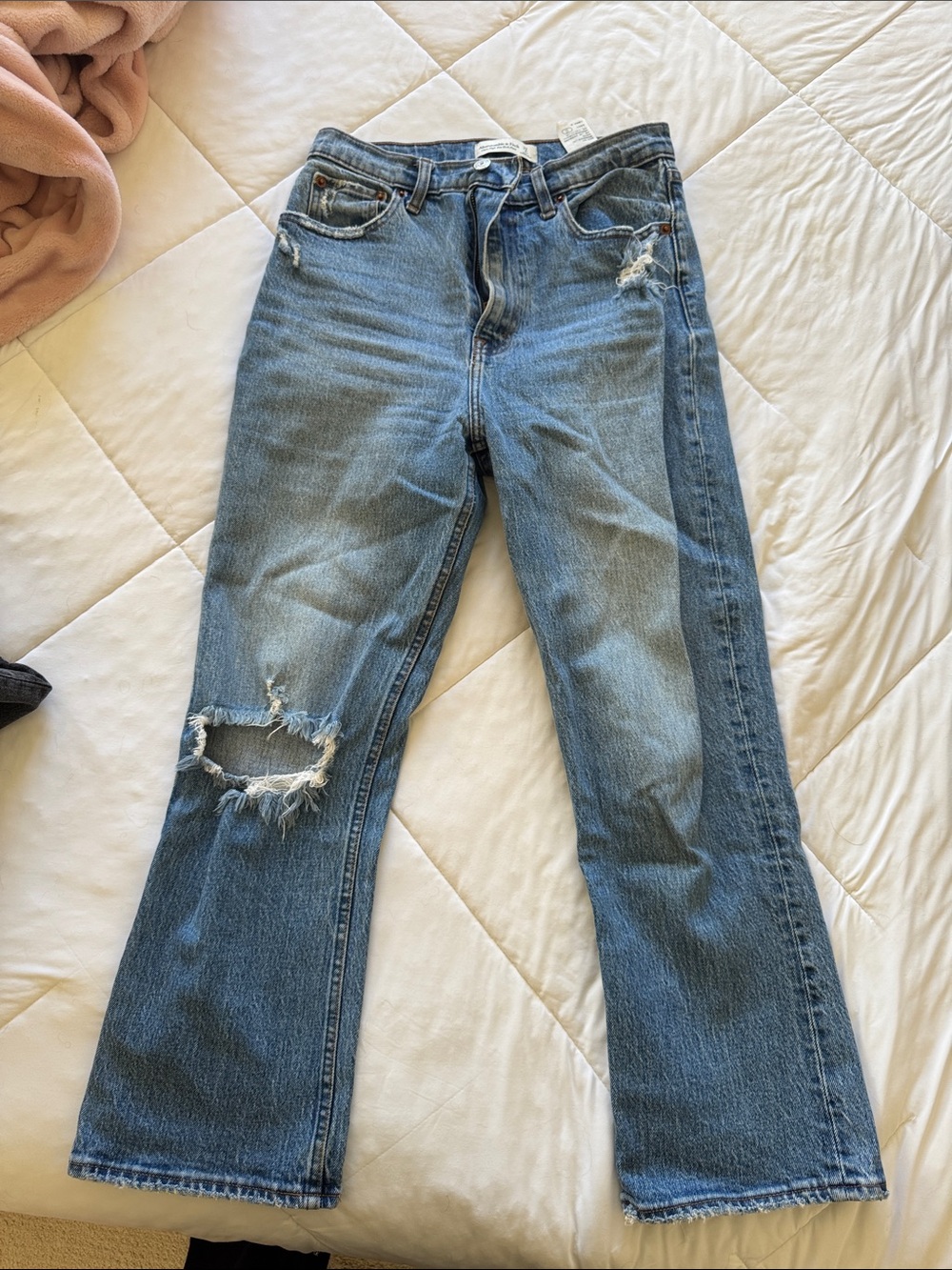 Abercrombie & Fitch Light